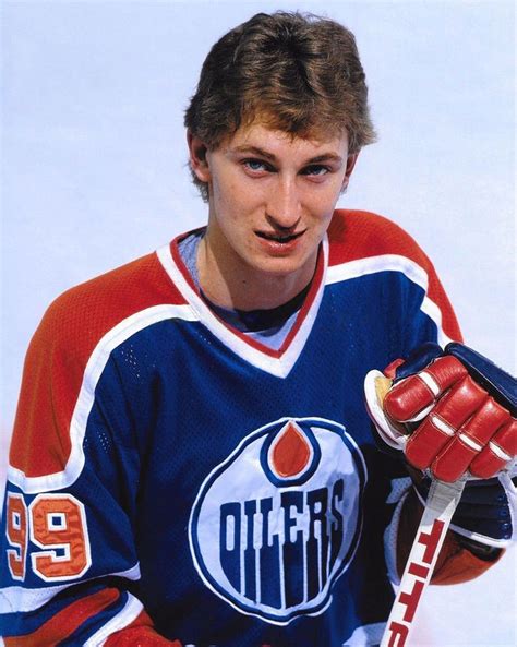 wayne gretzky age when he coached the oilers