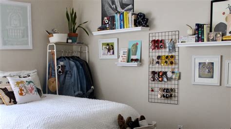 Ways To Decorate A Small Bedroom