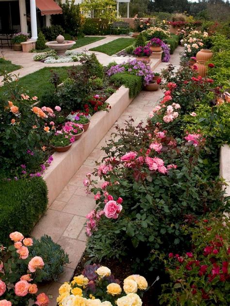 33 Dreamy Rose Garden Ideas to Ignite Your Imagination [Stunning Photos]