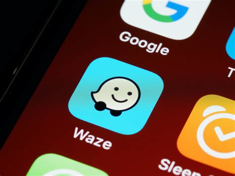 Google’s Waze reportedly to cut 5 of workers, close offices amid COVID