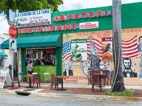 James St Laurent à Miami / 5 Little Havana Westmount Magazine