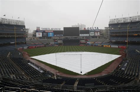 weather for yankees game tonight