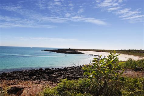 weather in broome in august