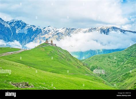 weather kazbegi