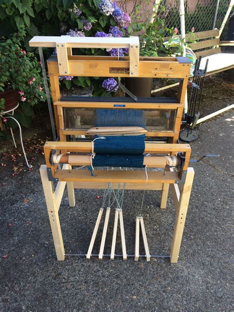 Weaving Loom With Pedals