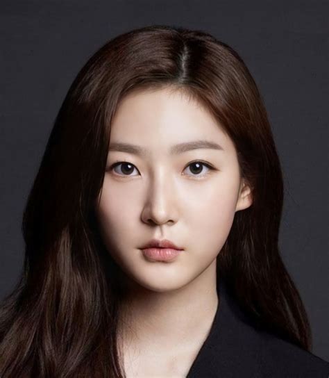 Kim Sae Ron to star in a web drama together with Fantagio's new boy
