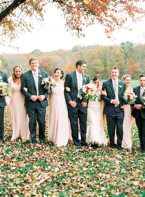 20 Wedding Photos With Bridesmaid And Groomsmen Oh The Wedding Day