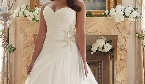 Wedding Dress Style For Big Bust Plus Size es Curvy Brides Estates
