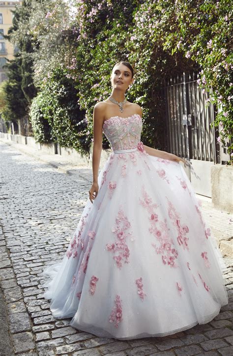 Trending Now! The Embroidered Wedding Dress These Colorful, Floral