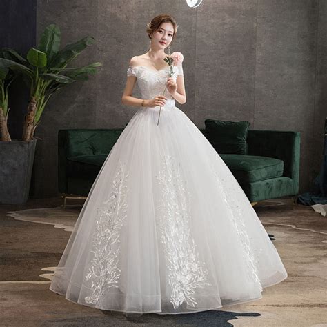 The Latest Wedding Dress Trends In 2023