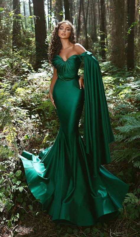 Emerald Green Wedding Dress