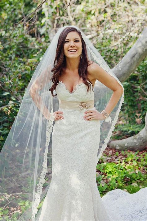 Fresh Wedding Hair Down No Veil For Bridesmaids