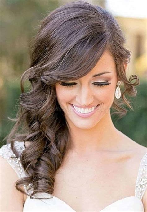  79 Popular Wedding Hairstyle For Bridesmaids With Simple Style