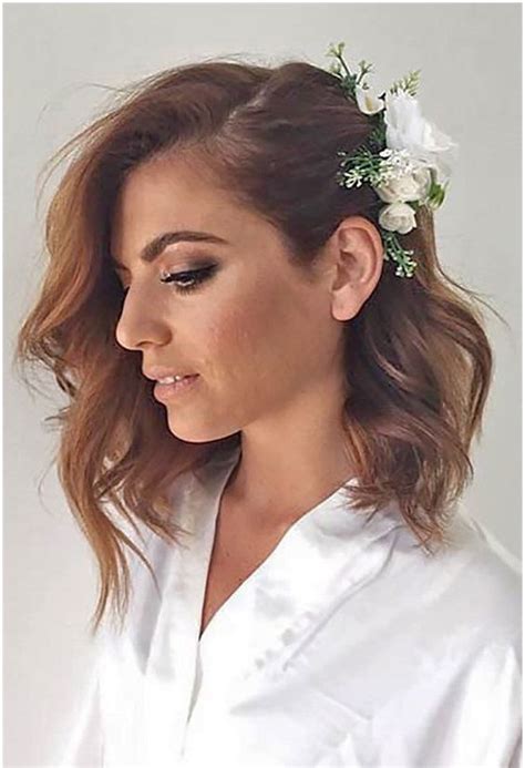 20 Medium Length Wedding Hairstyles for 2021 Brides EmmaLovesWeddings