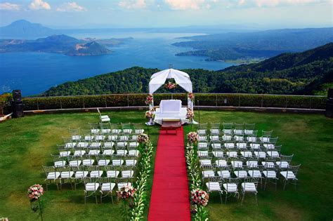 wedding venues in tagaytay with taal view