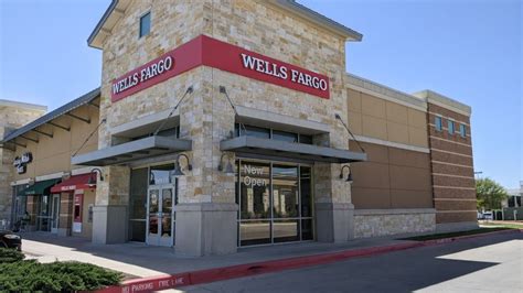 wells fargo pflugerville