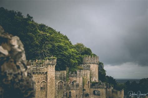 welsh town near gwrych castle restaurants