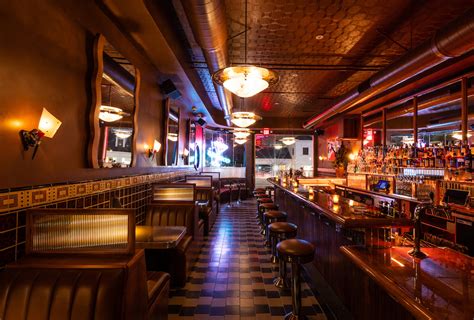Uncover the Best Nightlife in West Hollywood: Top Bars to Experience