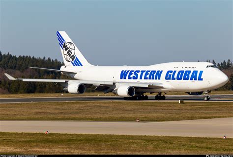 western airlines boeing 747-100