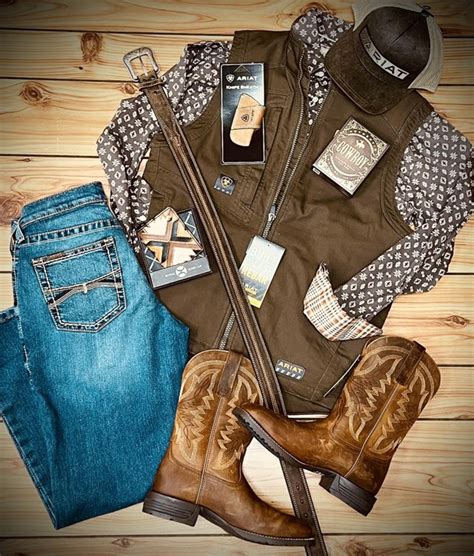 Image of a cowboy in Western attire