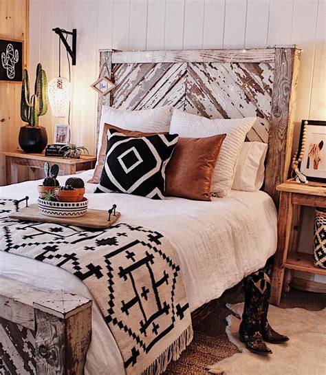 34 Stunning Vintage Bedroom Decor Ideas BELIHOUSE