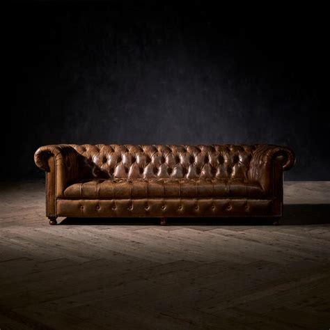 Westminster Button Sofa