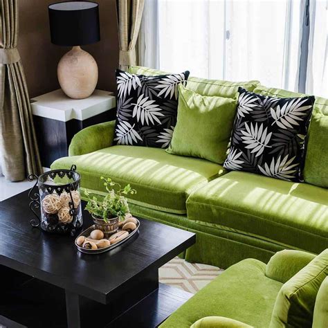 Favorite What Color Cushions Go With Green Sofa Best References