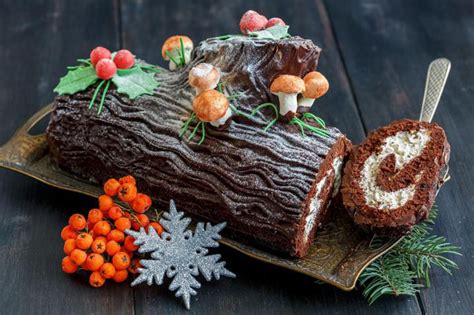 Yule Log (Easy and Delicious) Christina's Cucina
