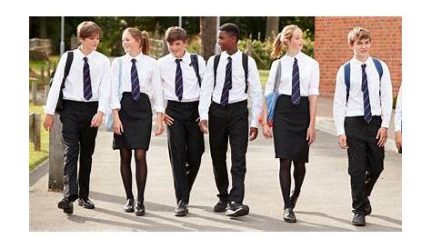What Should Students Wear School Uniforms