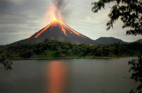 what a volcano look like