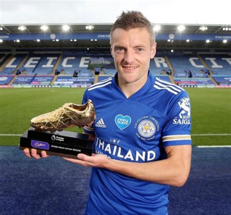what age did jamie vardy go pro