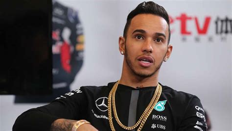 what age is lewis hamilton