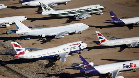 what airlines retired the 747