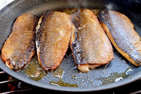 What Are Herring Fillets