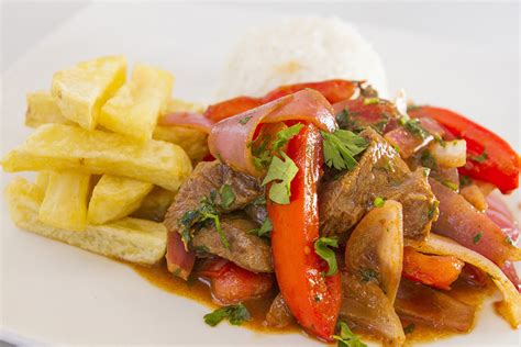 what are some popular peruvian dishes