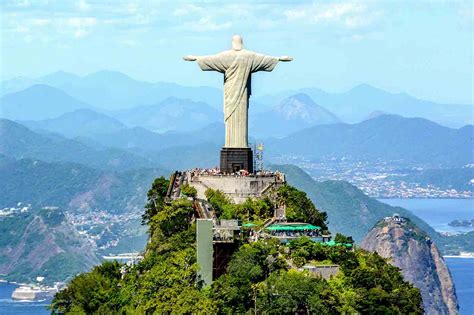 what are some tourist attractions in brazil