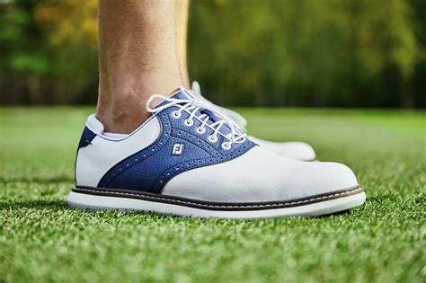 What Are The Best Golf Shoes To Buy