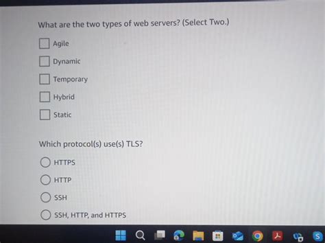 what are the two types of web servers select two