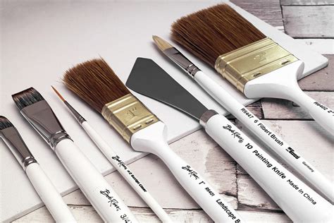 What Brushes Does Bob Ross Use