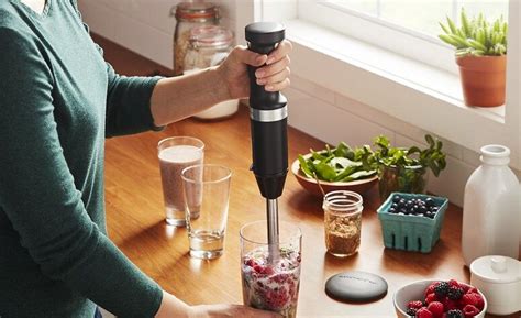 What Can You Use Instead Of A Blender To Make A Smoothie