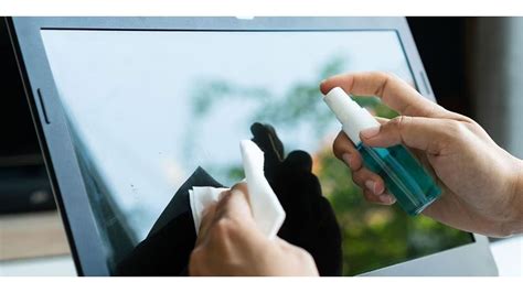 What Can You Use To Clean A Computer Screen