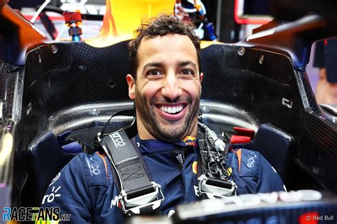 what car does daniel ricciardo drive