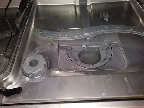 What Causes Dishwasher Spots