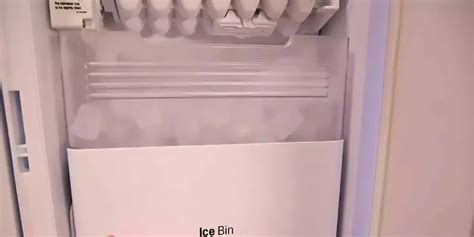 What Causes Ice Maker To Overflow