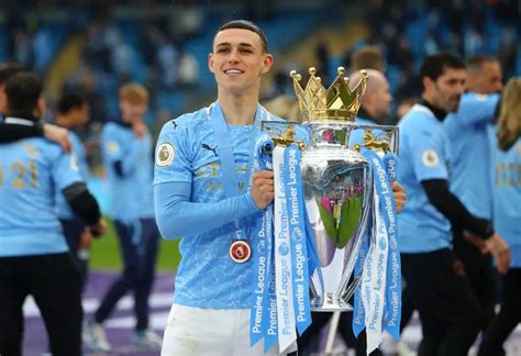 what club did phil foden switch to