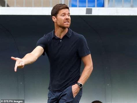 what club does xabi alonso coach