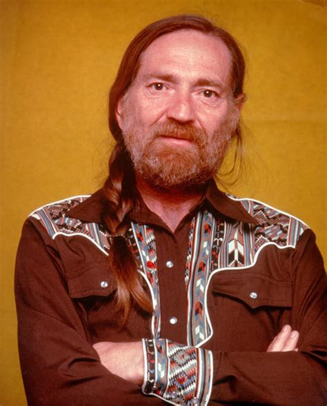what color are willie nelson's eyes