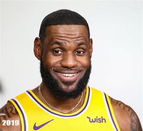 what color hair does lebron james have