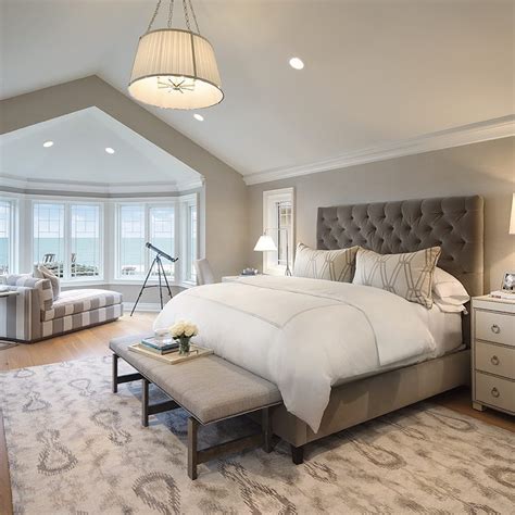 what colour goes with a grey bedroom
