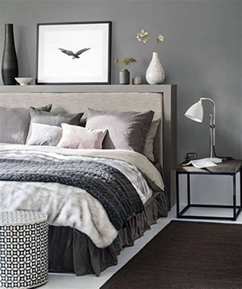 what colours go with grey and white bedroom